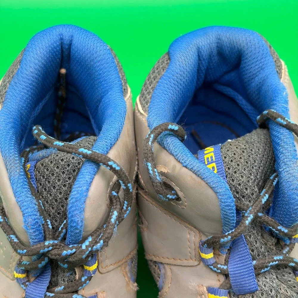 Merrell Oakcreek Hiking Boots Youth 6M Gray/Blue Waterproof Mid Trail Camp Shoes